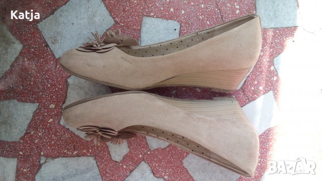 Велурени обувки Deichmann, снимка 3 - Дамски ежедневни обувки - 27088287