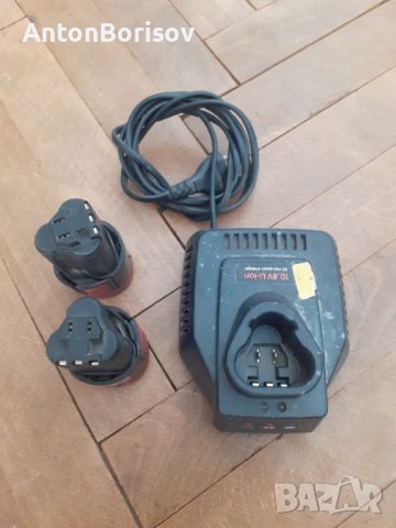 зарядно с две батерий 10.8 волта