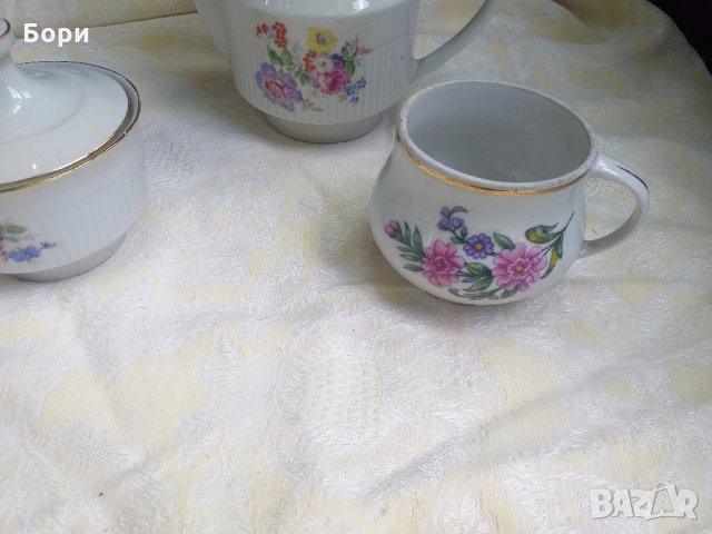 Порцелан български , снимка 6 - Чинии - 33115914