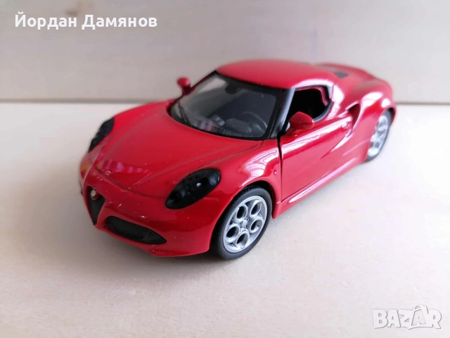 Алфа Ромео 4Ц в мащаб 1:34 , снимка 2 - Колекции - 51853373