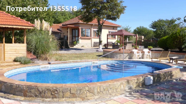 Собственик продава имот близо до Нова Загора с две самостоятелни къщи и плувен басейн, снимка 2 - Къщи - 51006813