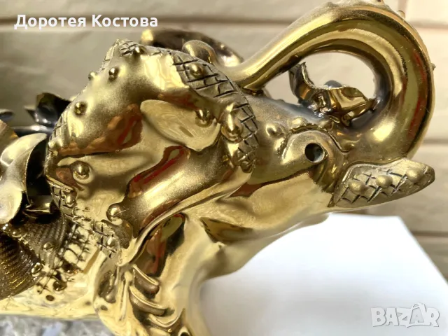 Красив позлатен порцеланов слон от Англия , снимка 3 - Антикварни и старинни предмети - 49742941