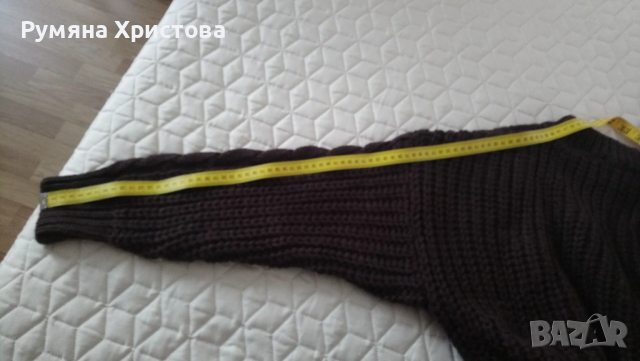 Нов, тъмнокафяв дамски пуловер с ефектни плетеници, снимка 10 - Блузи с дълъг ръкав и пуловери - 52858885