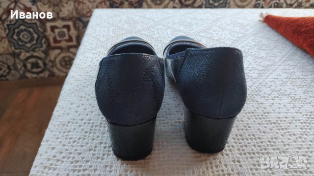Дамски тъмносини обувки, снимка 2 - Дамски обувки на ток - 43465470