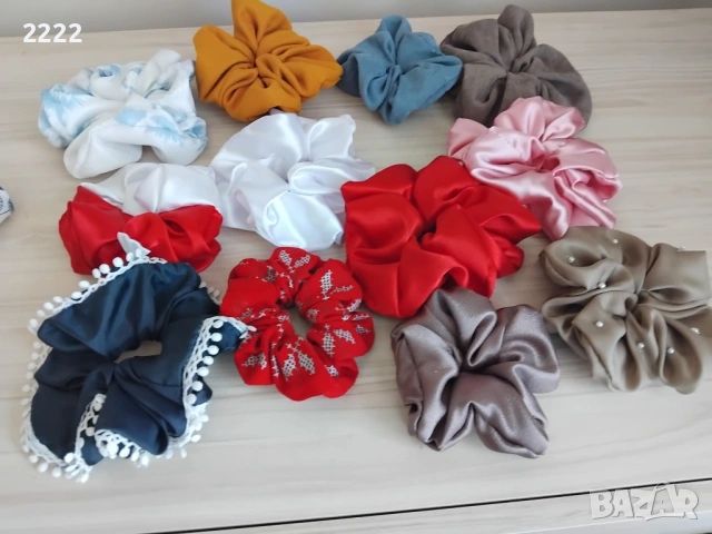 Скръчни мартеница бяло и червено, снимка 10 - Подаръци за жени - 53486682