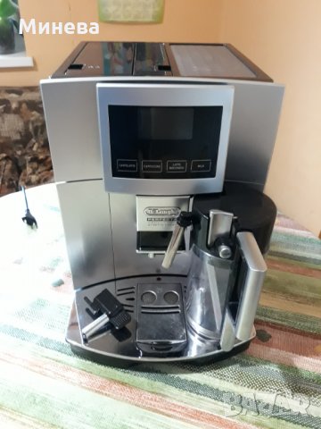 Кафе автомат DELONGHI Perfecta cappuccino graphic touch, снимка 4 - Кафемашини - 32615446