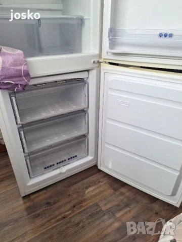 Хладилник Whirlpool, снимка 3 - Хладилници - 50589358