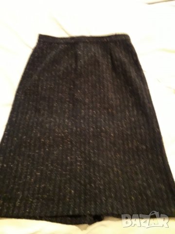 Дамска зимна пола черна меланж, снимка 2 - Поли - 28012221