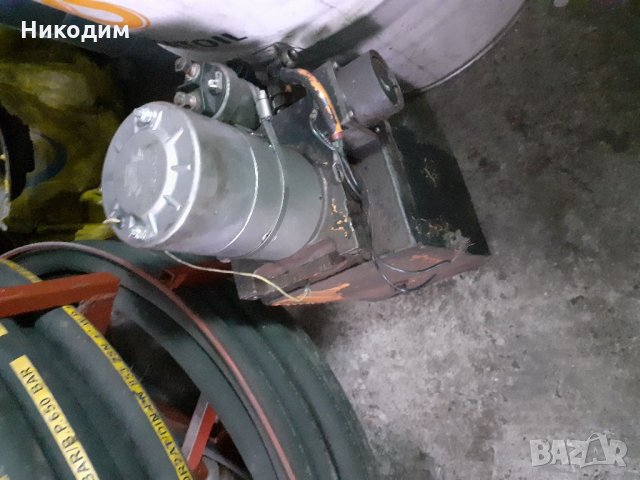 Продавам електрически помпи за самосвал и падащ борд на 12 и 24 волта., снимка 2 - Бусове и автобуси - 33138839