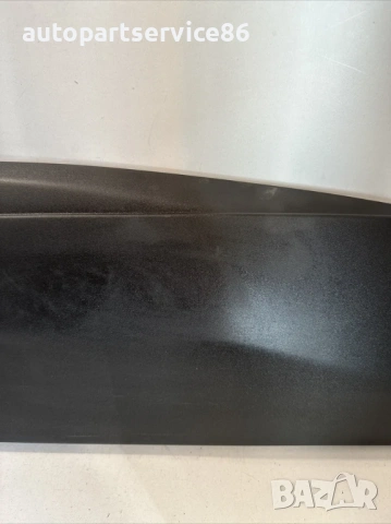 Облицовка лайсна задна лява на врата за Peugeot 3008 1.2T (2022) 9811671777 , снимка 2 - Части - 53596698