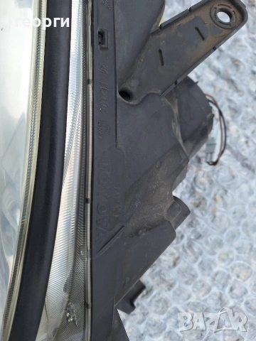 десен фар за тойота рав 4, снимка 7 - Части - 53492768