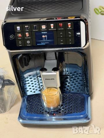 Кафемашина кафе автомат Philips EP5500 с гаранция, снимка 5 - Кафемашини - 52634419