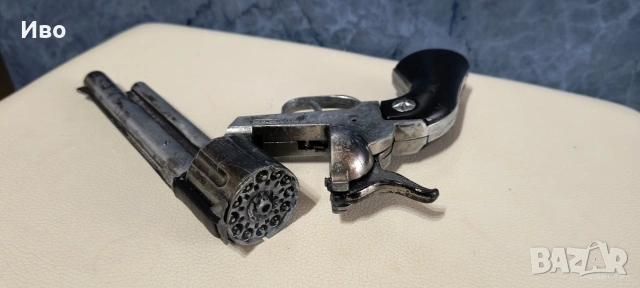 Стар метален револвер с капси Colt Peacemaker , снимка 10 - Колекции - 53507866