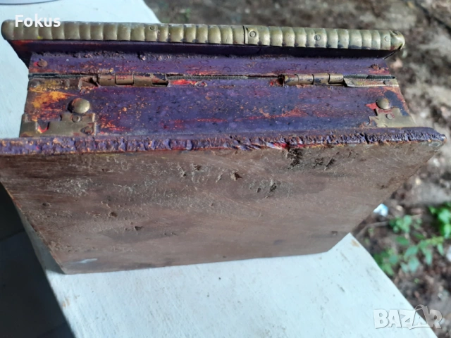 Страхотна дървена кутия за бижута с месингов обков ковчеже, снимка 4 - Антикварни и старинни предмети - 53477923