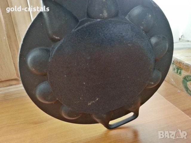 Чугунен съд сач , снимка 2 - Антикварни и старинни предмети - 33484181