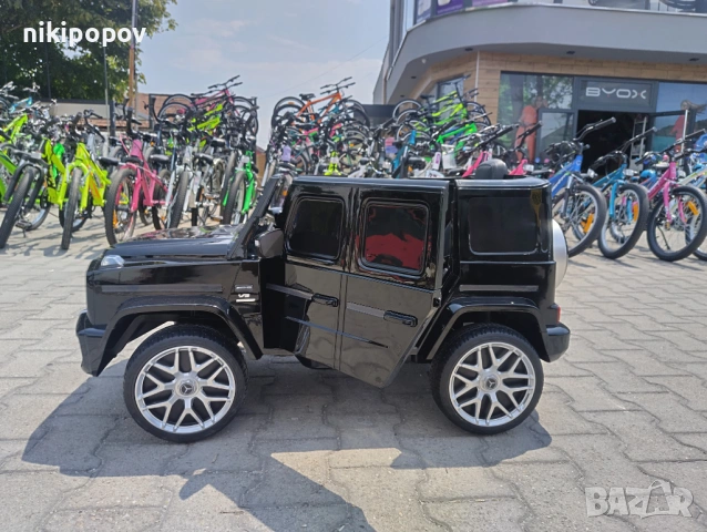 MERCEDES Акумулаторен джип AMG G63 мет. черен, снимка 4 - Детски велосипеди, триколки и коли - 53569449