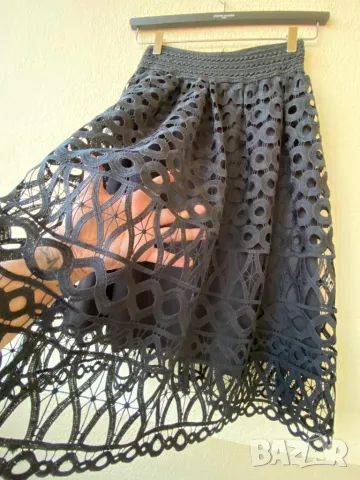 Дантелена пола - С/М, снимка 5 - Поли - 49427689