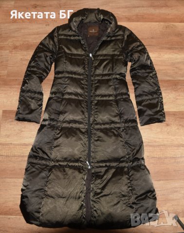 Moncler Оригинално дамско пухено палто размер 2