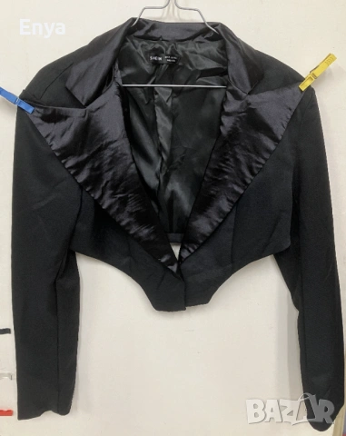 Дамско късо сако (блейзър) - черно