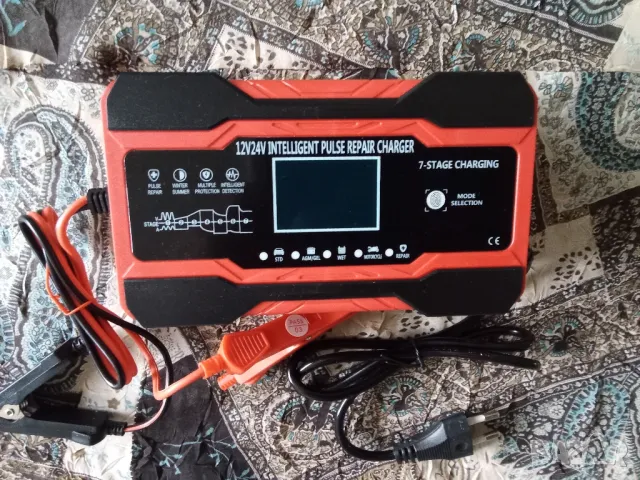 Зарядно устройство за акумулатори на автомобили, мотоциклети, скутери, камиони и други.12v-24v.