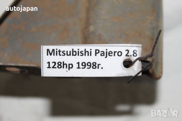 Предна решетка зад броня Митсубиши паджеро 2.8 128кс 98г Mitsubishi pajero 2.8 128hp 1998, снимка 2 - Части - 43313819