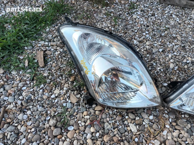 ляв и десен фар за сузуки суифт SUZUKI SWIFT 06 - 11 суйфт, снимка 2 - Части - 45565547