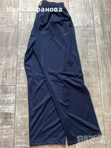 Ново тъмно синьо мъжко класическо 100% оригинал спортно долнище Nike nike Найк, снимка 7 - Спортни дрехи, екипи - 51709110