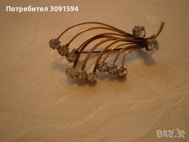 Арт Деко брошка жълт метал Чешки кристал, снимка 2 - Антикварни и старинни предмети - 39611311