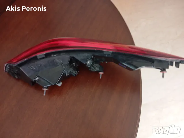 Mercedes CLA 2020- ляв външен стоп , снимка 4 - Части - 48626433