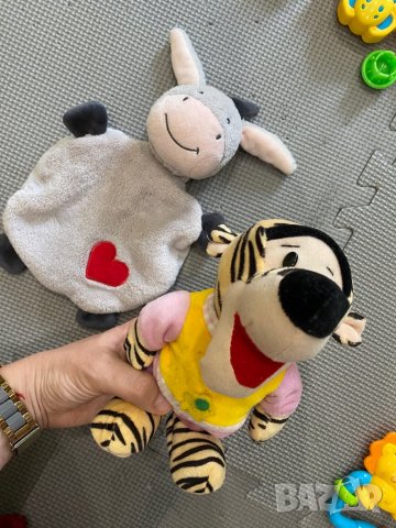 Лот бебешки дрънкалки и играчки, снимка 4 - Плюшени играчки - 28425152