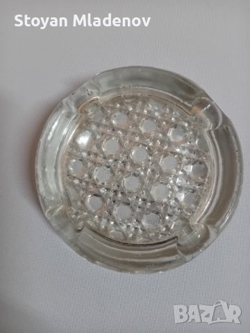Пепелник тип кристален ретро 70 годишен поне, снимка 2 - Антикварни и старинни предмети - 43504105