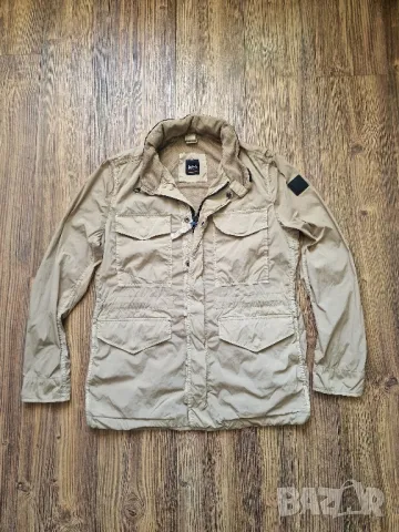 Страхотно мъжко тънко яке HUGO BOSS размер 48 / М