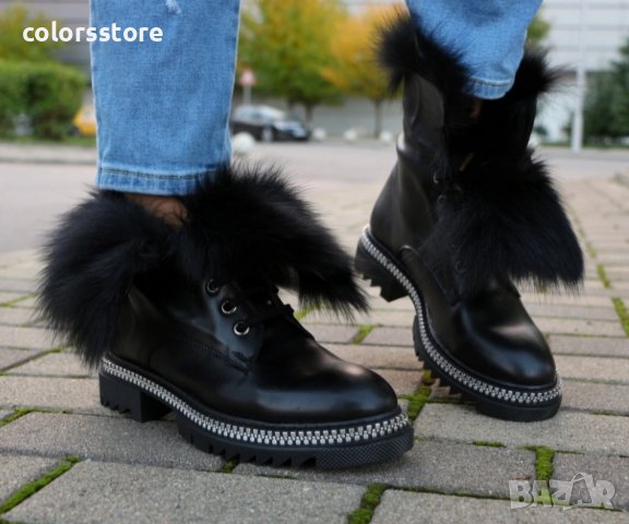 Равни боти - черни с ЕСТЕСТВЕН черен пух - TR35, снимка 2 - Дамски боти - 38597002