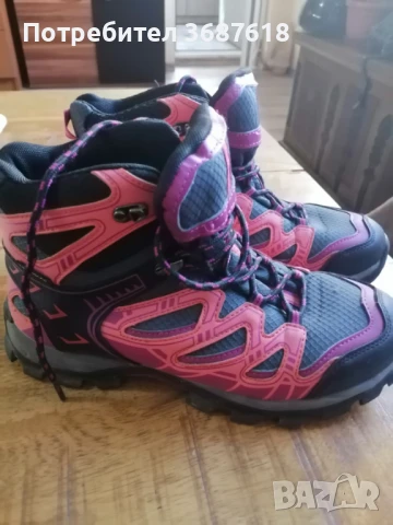 Туристически обувки 
