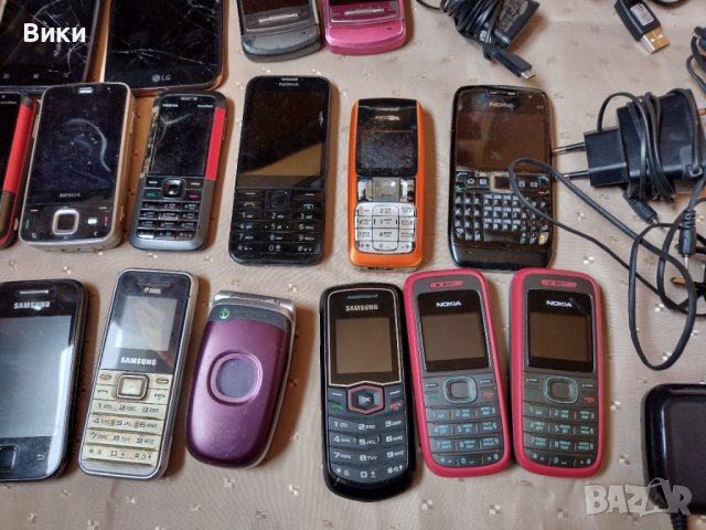 Лот телефони и таблети 35 броя / продават се всичките заедно, снимка 5 - Други - 37992304