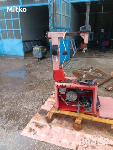 продавам машина за гуми , снимка 3 - Вулканизатор, баланс на гуми - 53291985