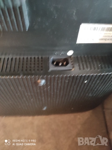 Монитор viewsonic va1916w, снимка 4 - Монитори - 53452874