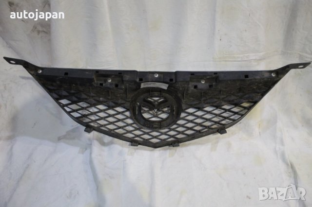 Предна решетка с емблема Мазда 6 2.0 121кс хечбек 04г Mazda 6 2.0 121hp hatchback 2004, снимка 3 - Части - 43312802
