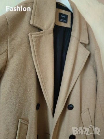 Дамско палто Bershka, снимка 2 - Палта, манта - 53201772