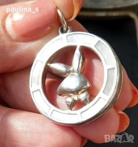 Четири броя / Масивен марков сребърен педантив/висулка "Playboy" и "Versace"/проба 925 , снимка 13 - Колиета, медальони, синджири - 29078529