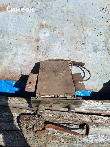 Радио за стар автомобил, снимка 2 - Аксесоари и консумативи - 50890789