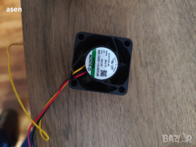 Продавам вентилатори за сървъри и други 40 х 40 мм, снимка 6 - Други - 53488546