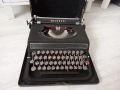 Италианска пишеща машина OLIVETTI 1940 г., снимка 1