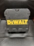 Зелен линеен лазерен нивелир DEWALT DW088CG, снимка 9