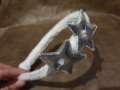 Бяла пухена диадема с възел Диадема със сребърни звездички Ръчна Изработка Аксесоари за коса Бели, снимка 7