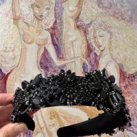 Диадема с черни кристали, снимка 3 - Аксесоари за коса - 44019548