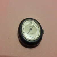 Стар дамски механичен часовник -Заря , снимка 2 - Антикварни и старинни предмети - 26537399