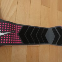 Nike Ultra-Light Running Armband , снимка 7 - Чанти - 32540592