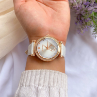 Стилен дамски часовник модел 2024, снимка 1 - Дамски - 44896290