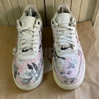 ''Nike Air Force 1 Low Floral Rose''оригинални маратонки 42 номер, снимка 4 - Маратонки - 38139348